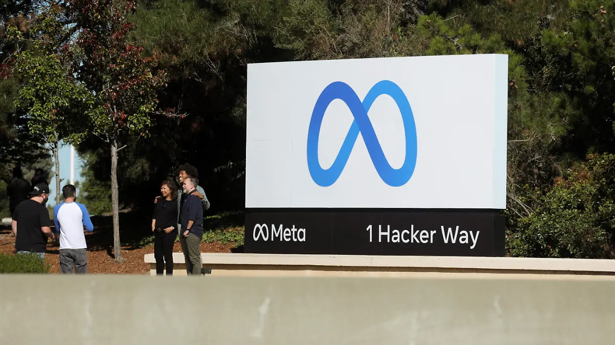 2026-03-13T221535Z_792603334_RC2X3KA0YSBW_RTRMADP_3_TECH-AI-META-LAYOFFS