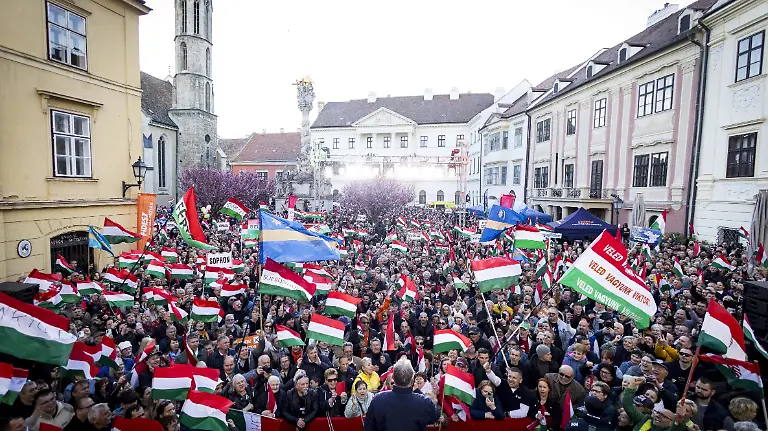 04d824020bd15ac1bbfc50b9162a7540275e8d48