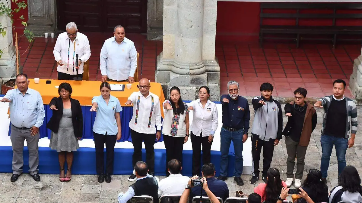 54f14af8-ab37-49af-be40-a6b0044639ae