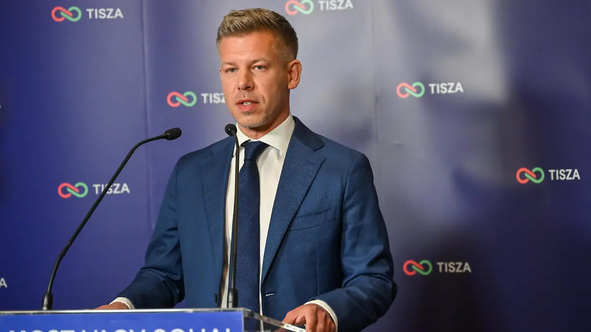 c6fe9e9af43a30e80695cd5379043d36d0d73955