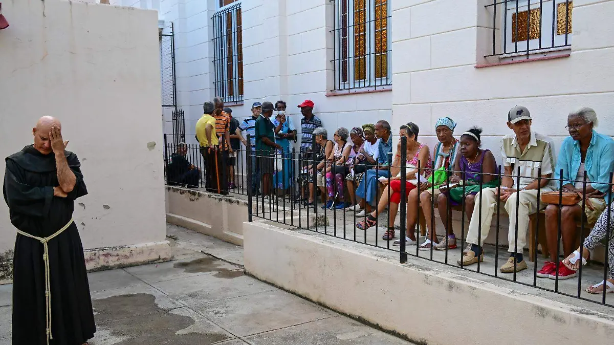 7536b8a4-4a9a-42c0-8630-9ec43673fc59