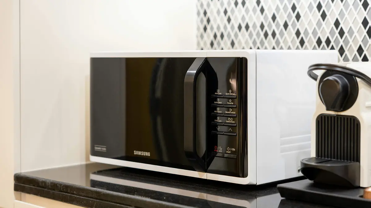 pexels-aj-ahamad-767001191-32168944