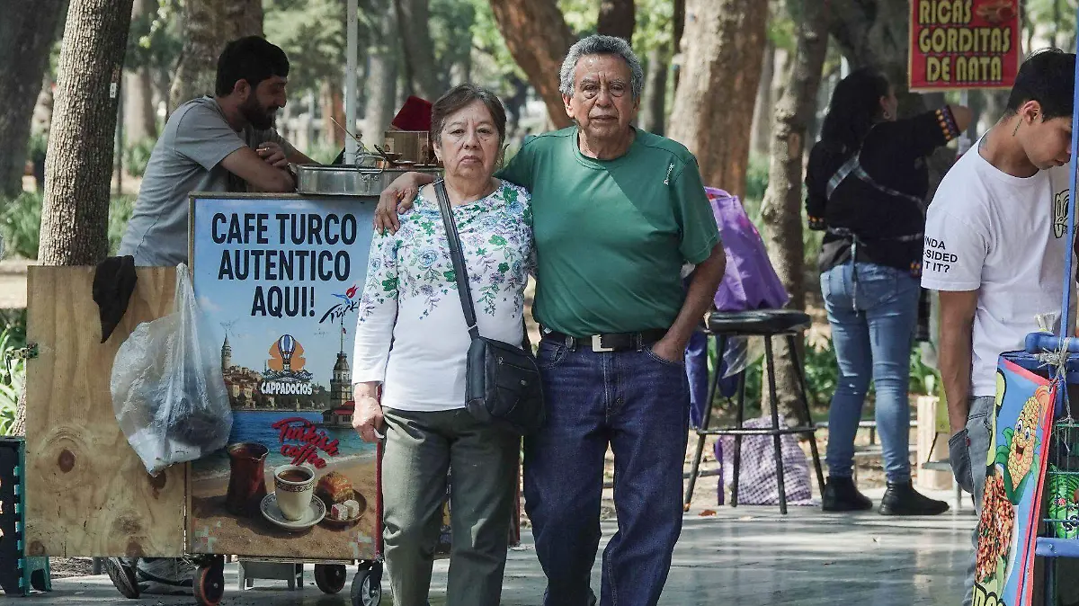 1068897_Parejas Adultos Mayores_web