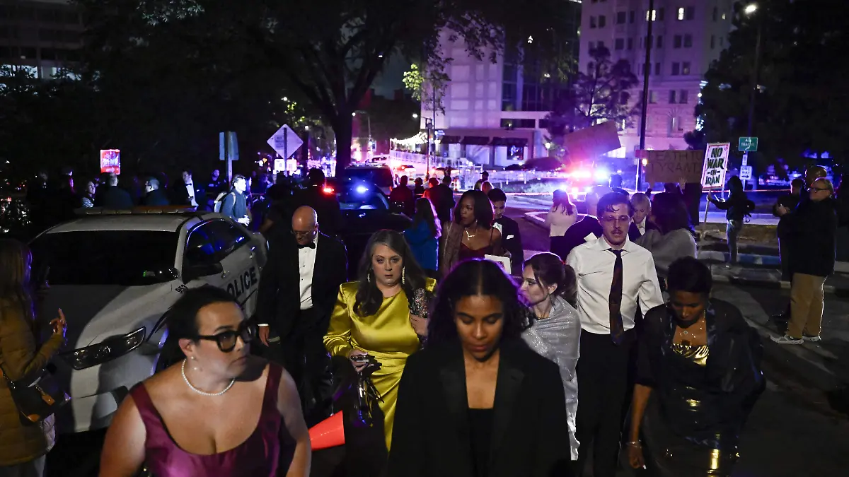 AFP__20260426__A8YZ2YF__v1__HighRes__WhiteHouseCorrespondentsAssociationDinner