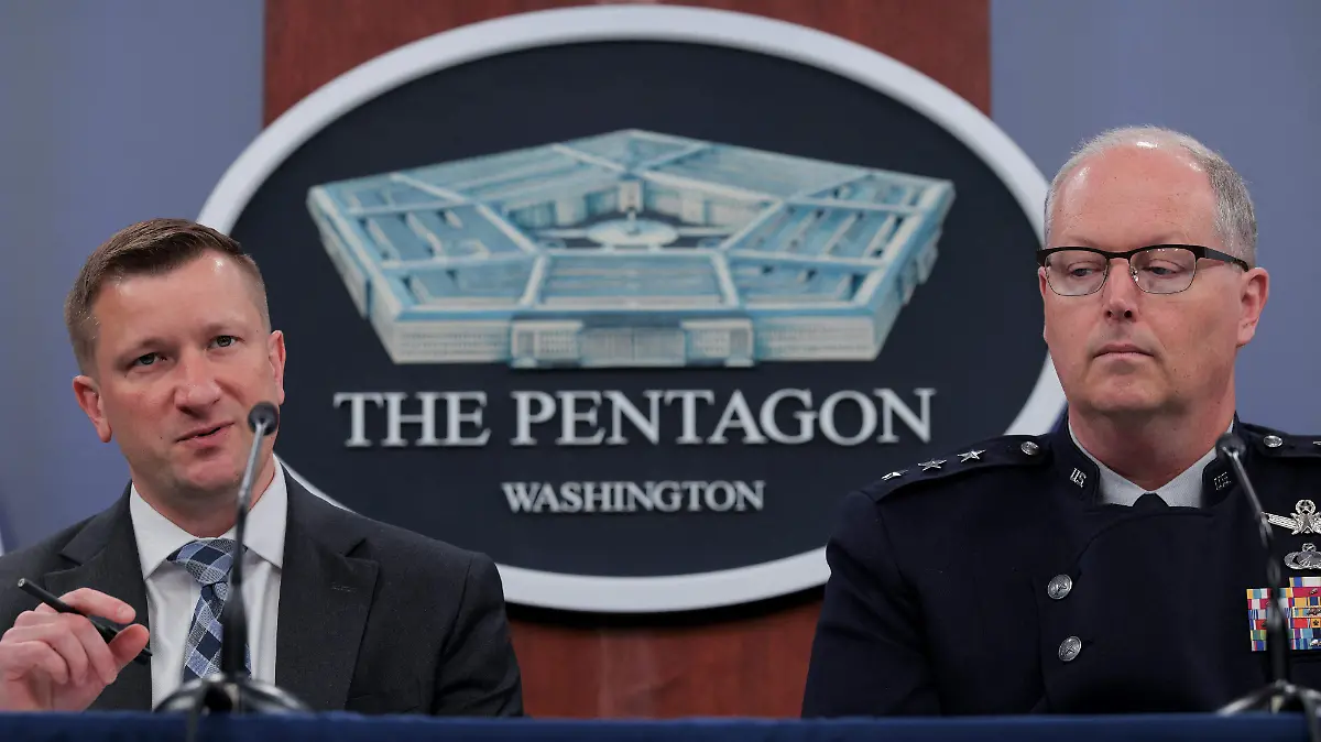 AFP__20260421__2272404093__v1__HighRes__PentagonPressConferenceHeldOnDefenseDepartme