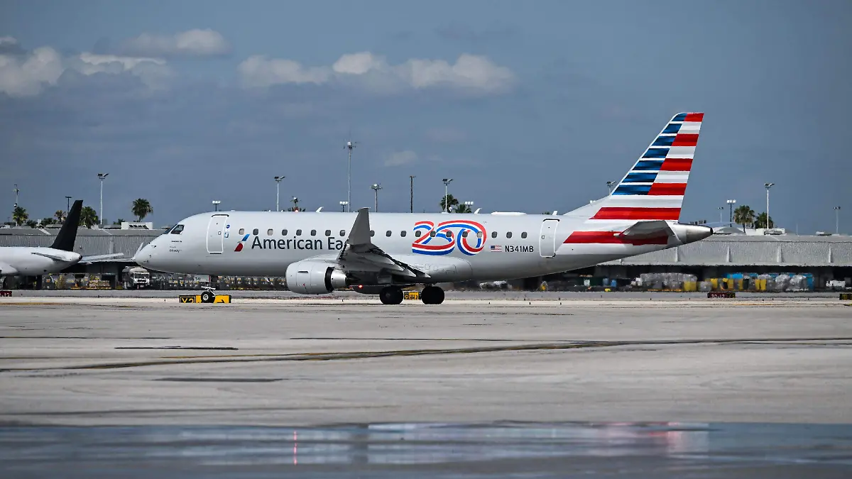 AFP__20260430__A9HM6B7__v1__HighRes__FirstDirectUsVenezuelaCommercialFlightSince2019