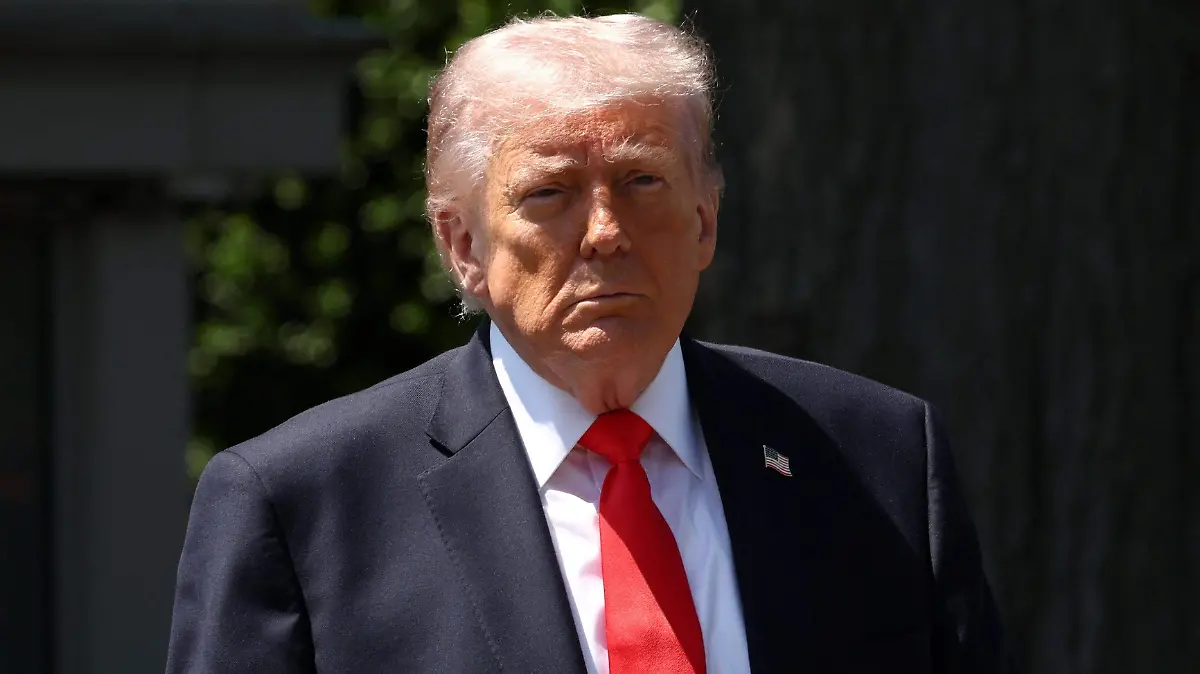 2026-05-01T162732Z_2138080597_RC2G0LAMIG4D_RTRMADP_3_USA-TRUMP