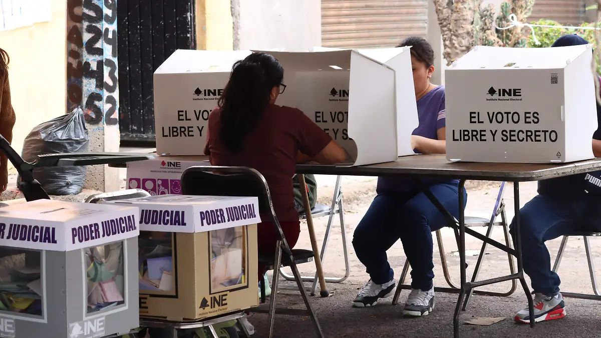 6126687-VOTACIÓN ELECCIÓN JUDICIAL  (61)