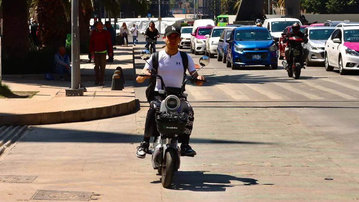 MOTOS ELECTRICAS EN LA CDMX, FOTO ADRIAN VAZQUEZ (13)