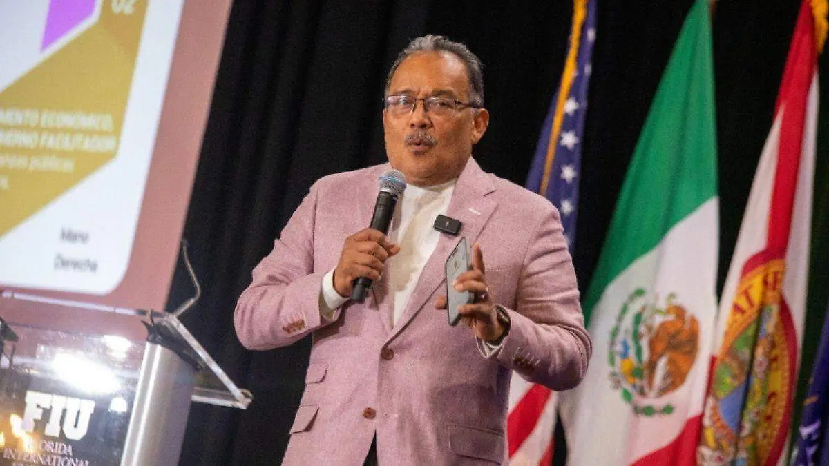 Andrés Mijes, Alcalde del municipio de Escobedo (1)