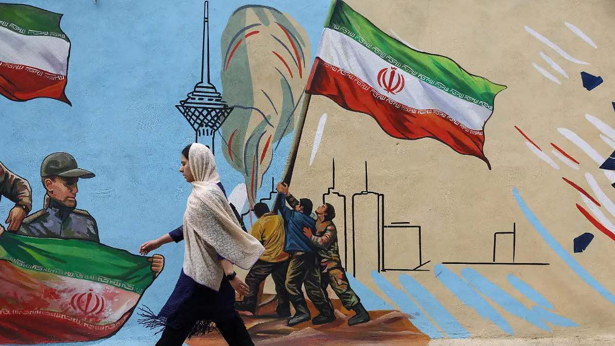 2026-05-05T142628Z_503869704_RC2X2LADN5P1_RTRMADP_3_IRAN-CRISIS-DAILY-LIFE