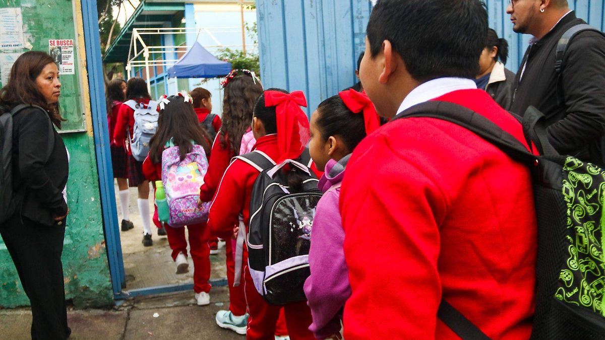 SEP PIDE A ESCUELAS NO TOLERAR NOVATADAS