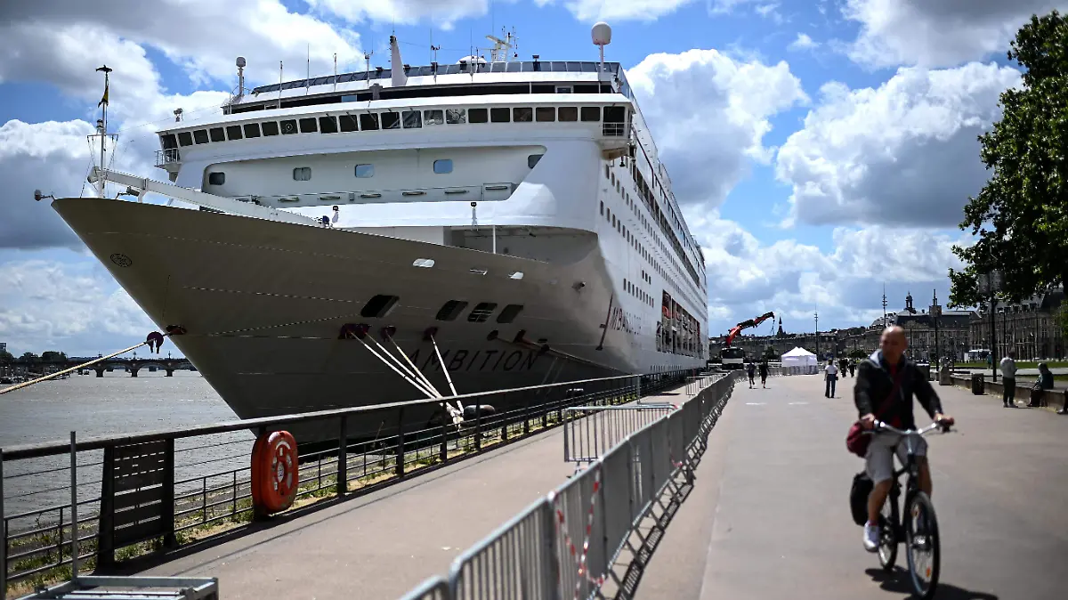 AFP__20260513__B2QE3KE__v1__HighRes__FranceHealthCruise