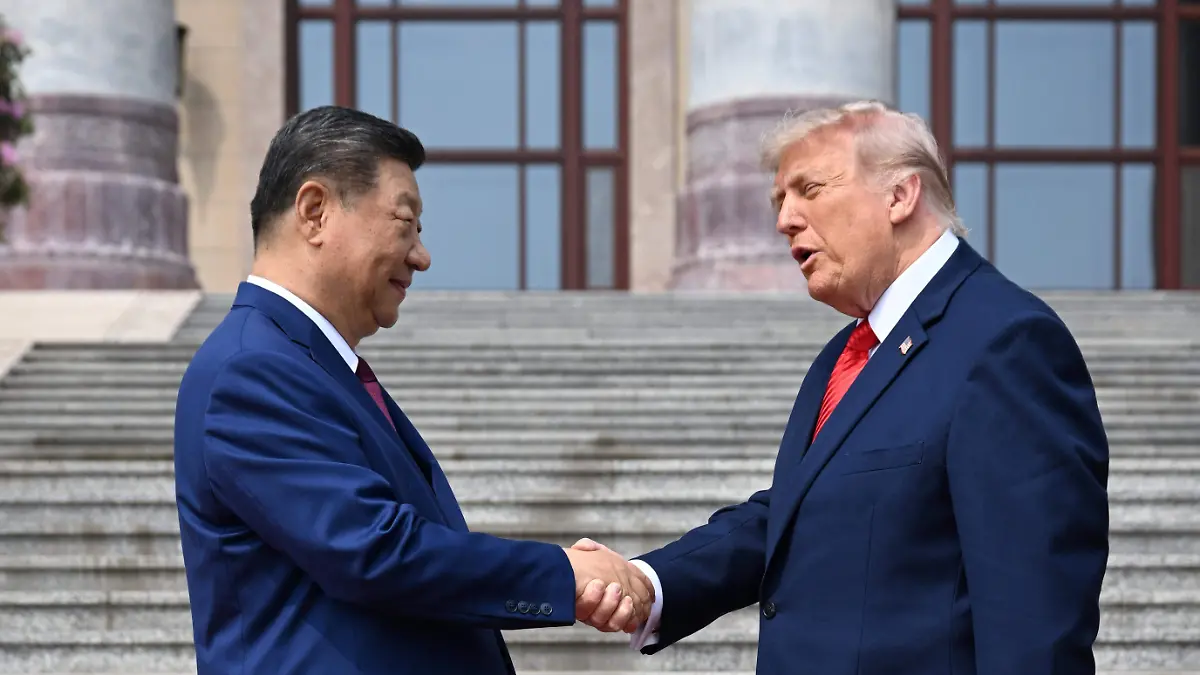 2026-05-14T025042Z_28062696_RC2Q8LA1HJDT_RTRMADP_3_CHINA-USA