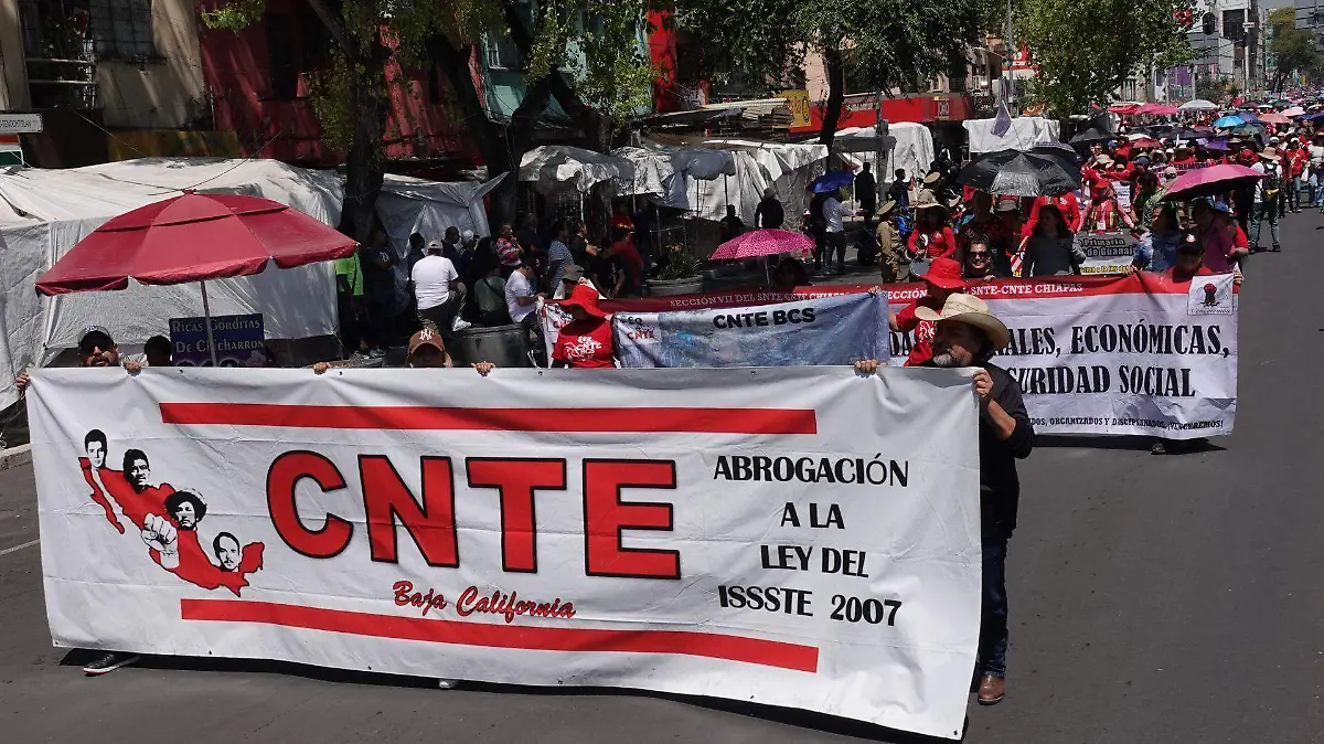 1082024_Marcha Día del Maestro_web