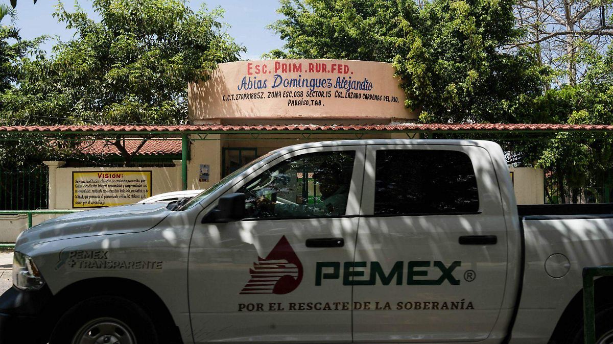 SEP CEDE A PRESIÓN: Reubicará Escuelas Pegadas a Refinería Dos Bocas