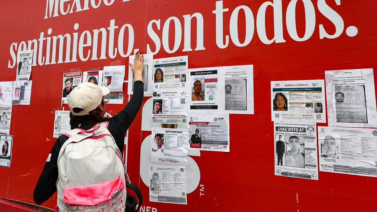 MADRES BUSCADORAS PROTESTAN EN ESTADIO BANORTE romina solis (11)
