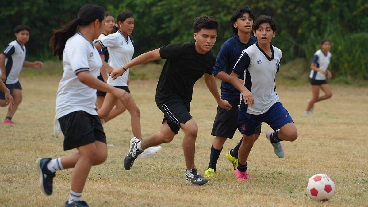 Más de un millón de estudiantes participan en jornadas antiaddiciones de la SEP
