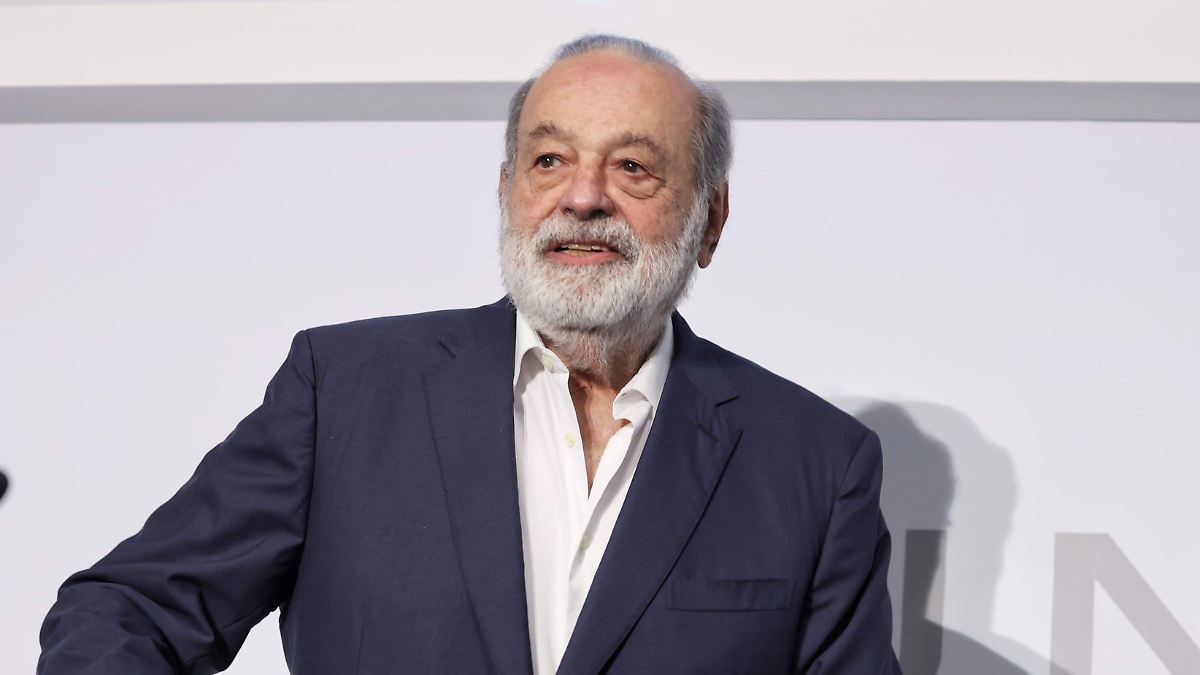 Sheinbaum respalda a Slim tras crítica a rebaja de Moody's