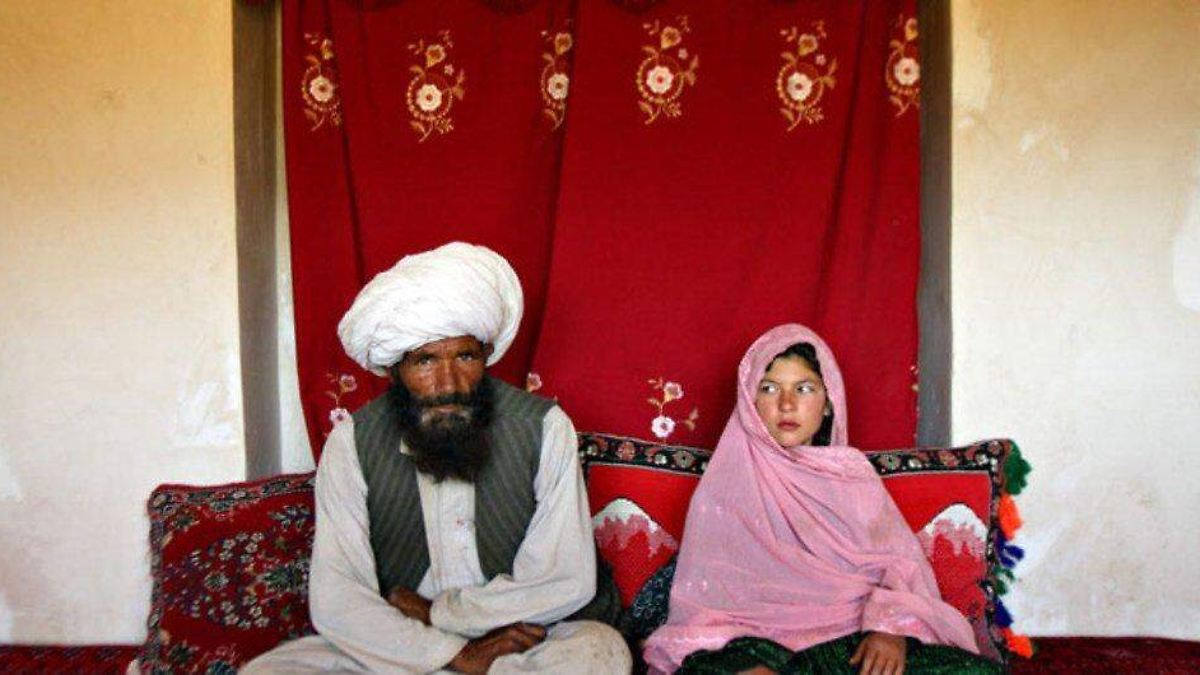 ONU DENUNCIA HORROR EN AFGANISTÁN: TALIBANES LEGALIZAN MATRIMONIO INFANTIL