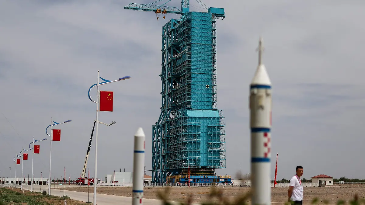2026-05-23T071531Z_1992785550_RC2TELAJAC89_RTRMADP_3_SPACE-EXPLORATION-CHINA-SHENZHOU