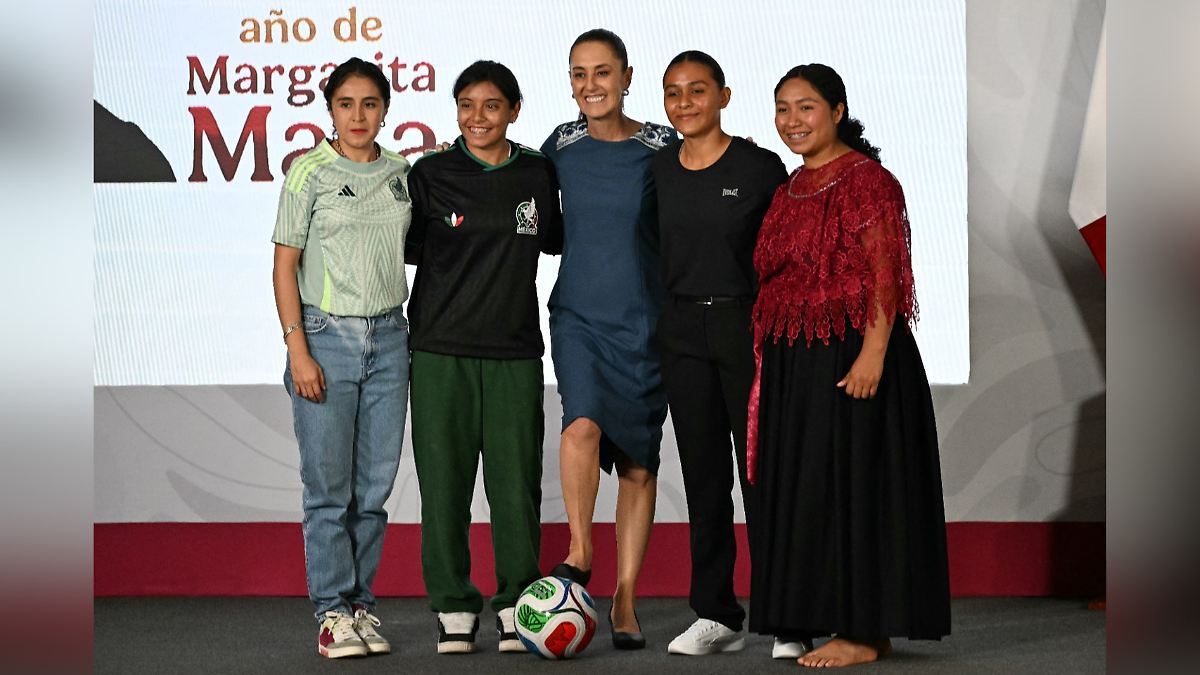 ¡MEXICANAS CONQUISTAN EL MUNDIAL!