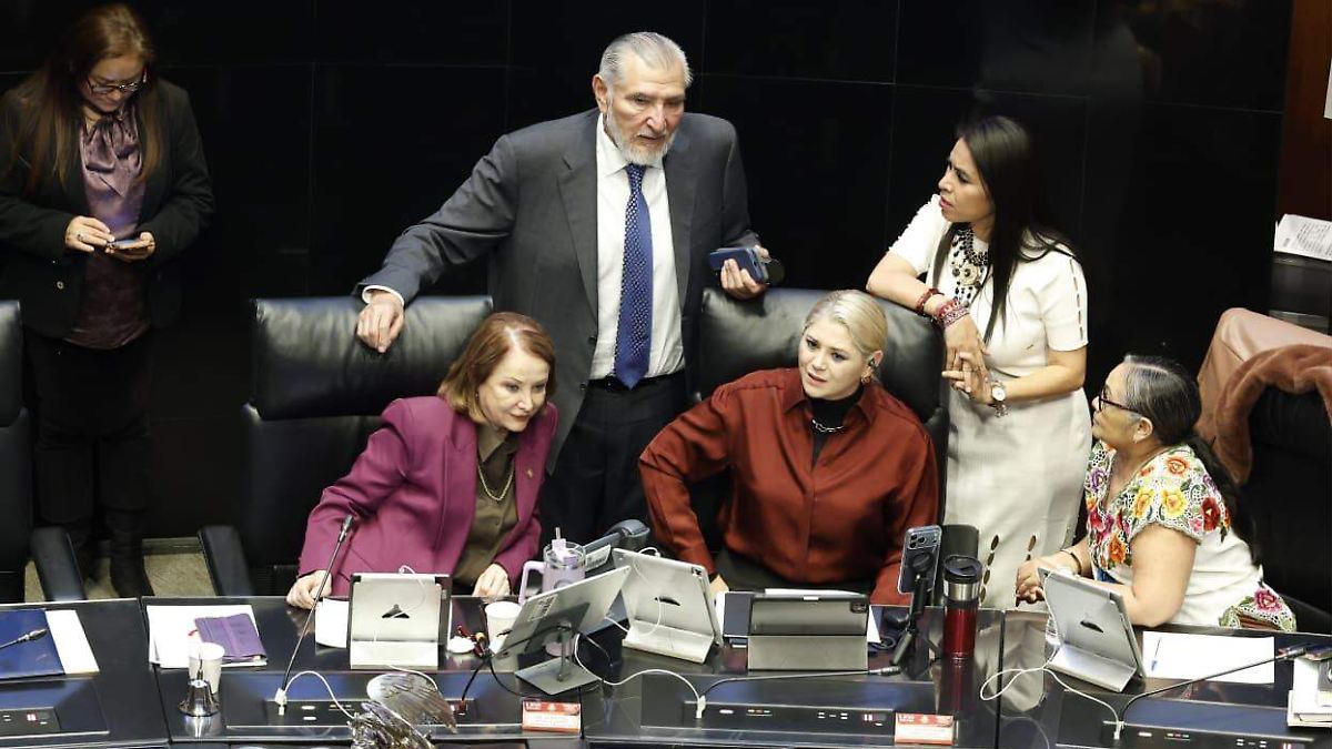 SENADO RECIBE INICIATIVAS DE SHEINBAUM SOBRE DERECHOS DE AUTOR Y PROPIEDAD INDUSTRIAL