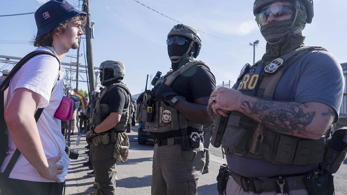 CAOS EN NUEVA JERSEY: PRO Y ANTI-ICE SE DESATAN
