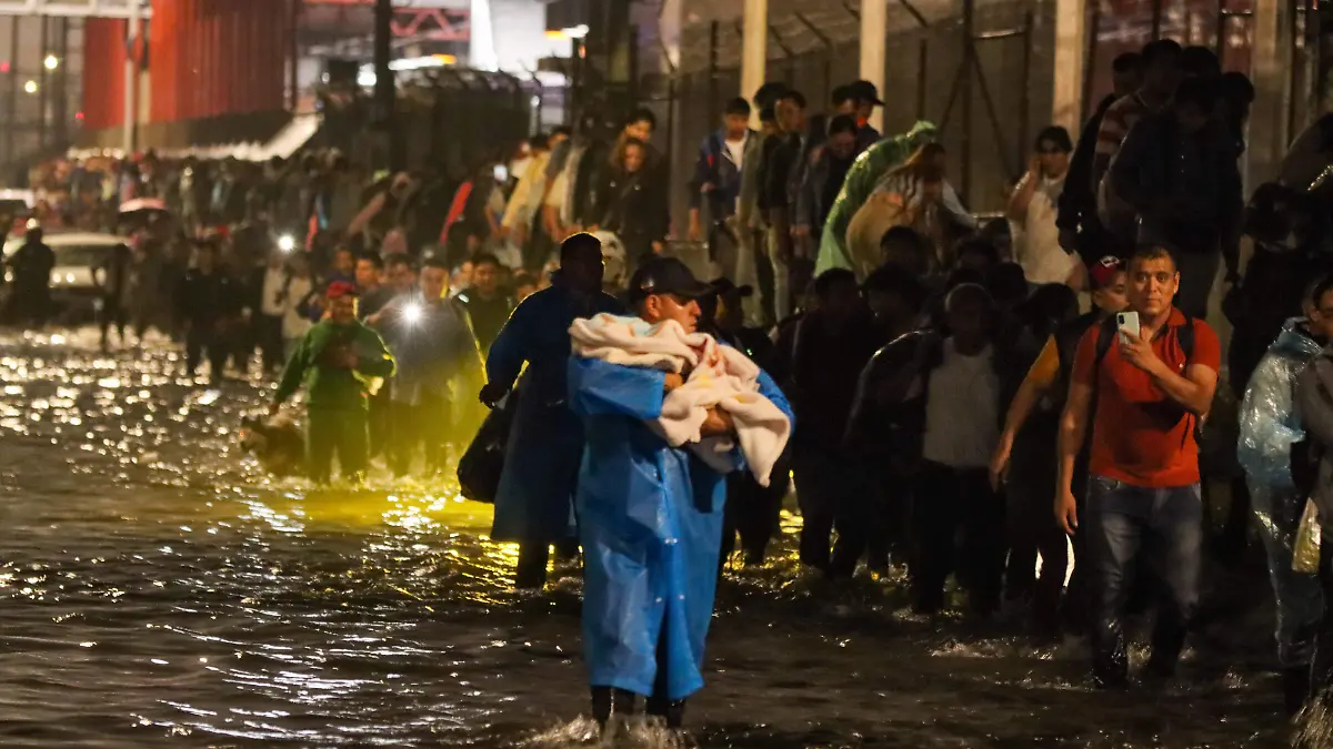 6155868-FUERTES LLUVIAS E INUNDACIONES -29