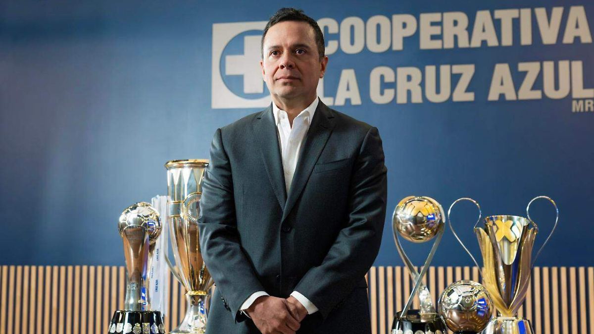 ¡REELECTO! VELÁZQUEZ RANGEL CONSOLIDA PODER EN CRUZ AZUL
