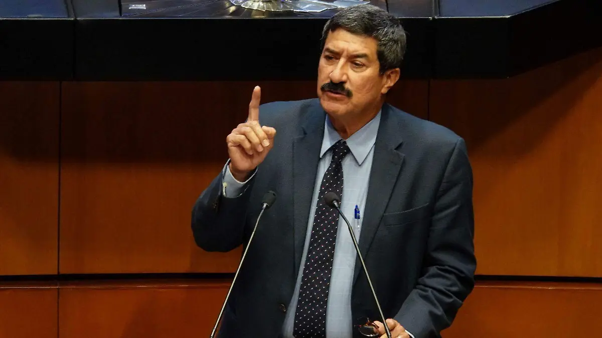 1052266_Sesión Senado Ley Amparo_web