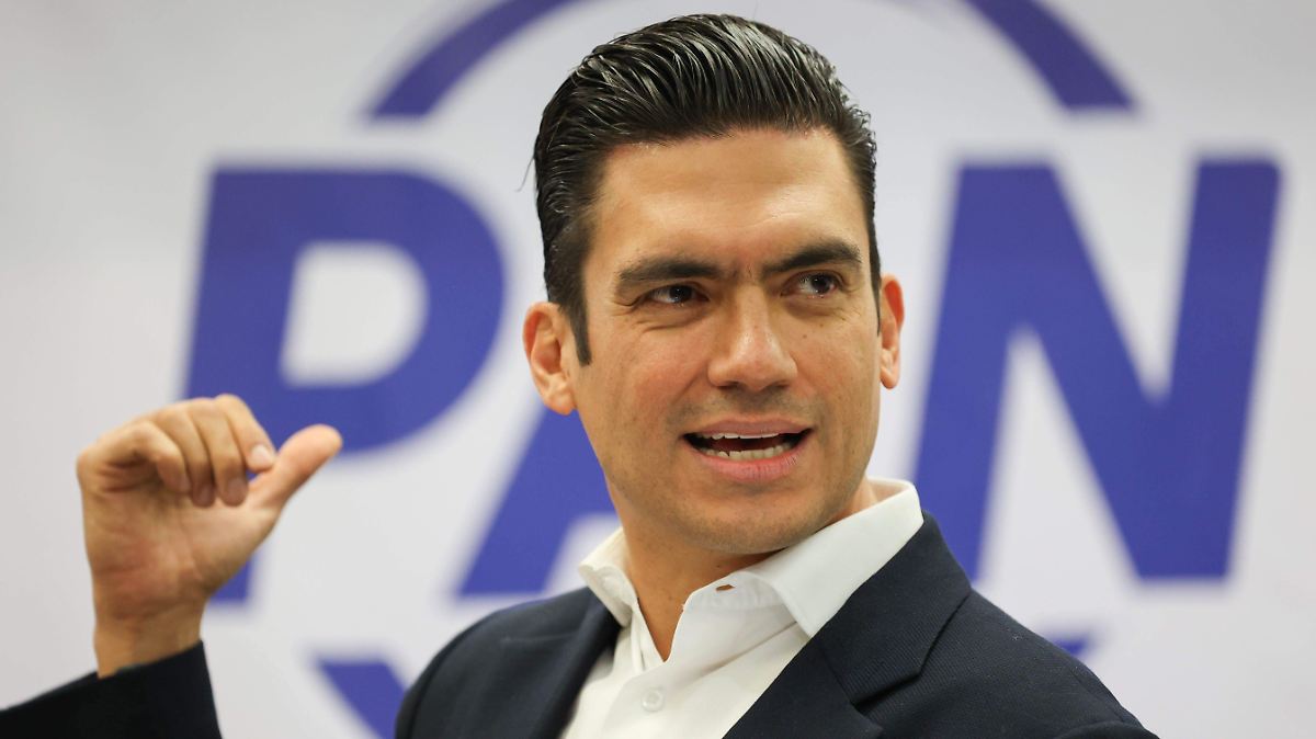 ¡PAN SE LANZA CONTRA FGR!