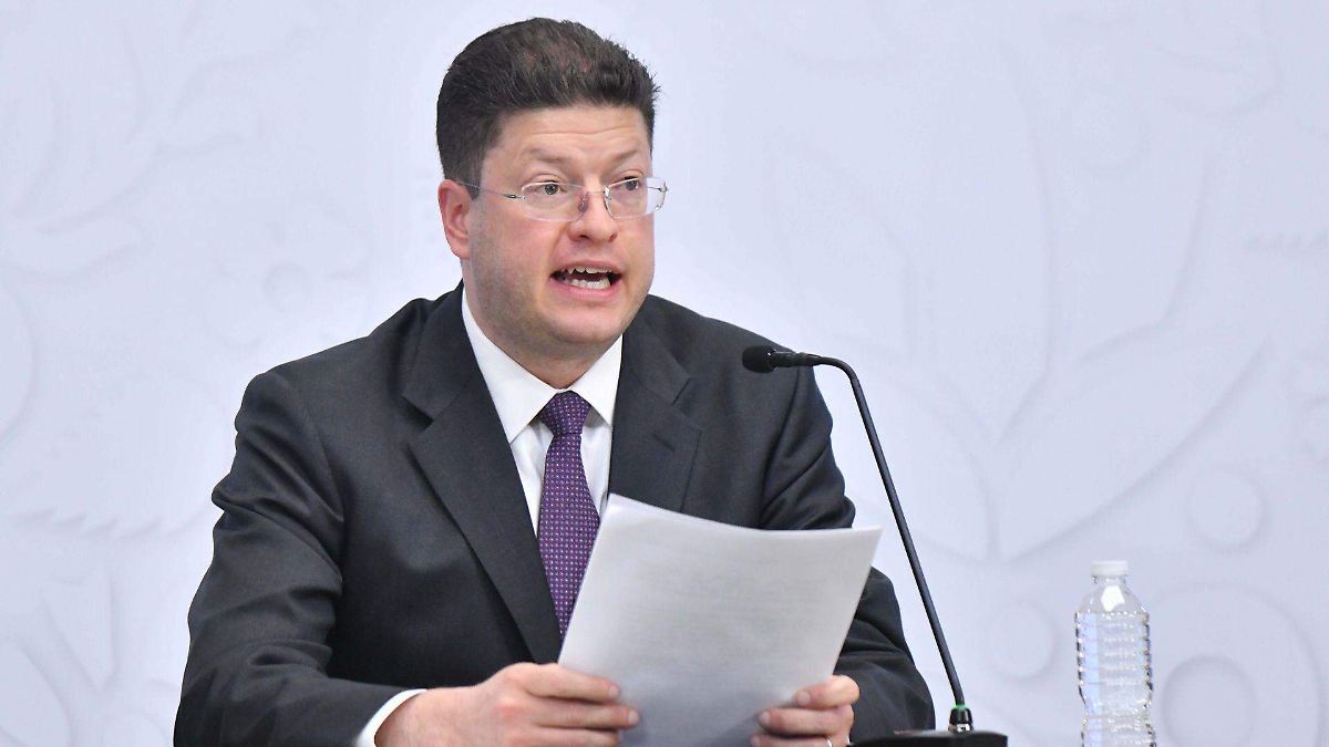 ¡ENCAPUCHADOS EMBOSCAN MARCHA MAGISTERIAL! MAESTRO PIERDE UN OJO