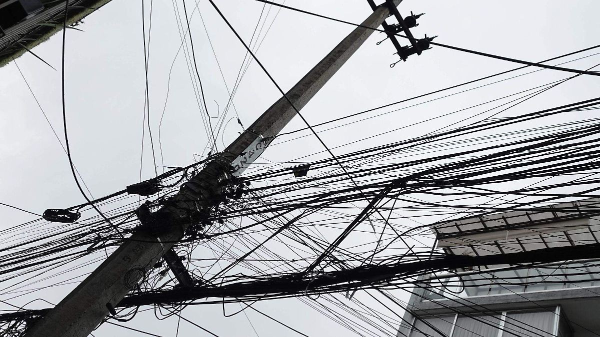CABLES COLGANDO: ¡ADIÓS AL CAOS VISUAL EN CDMX!