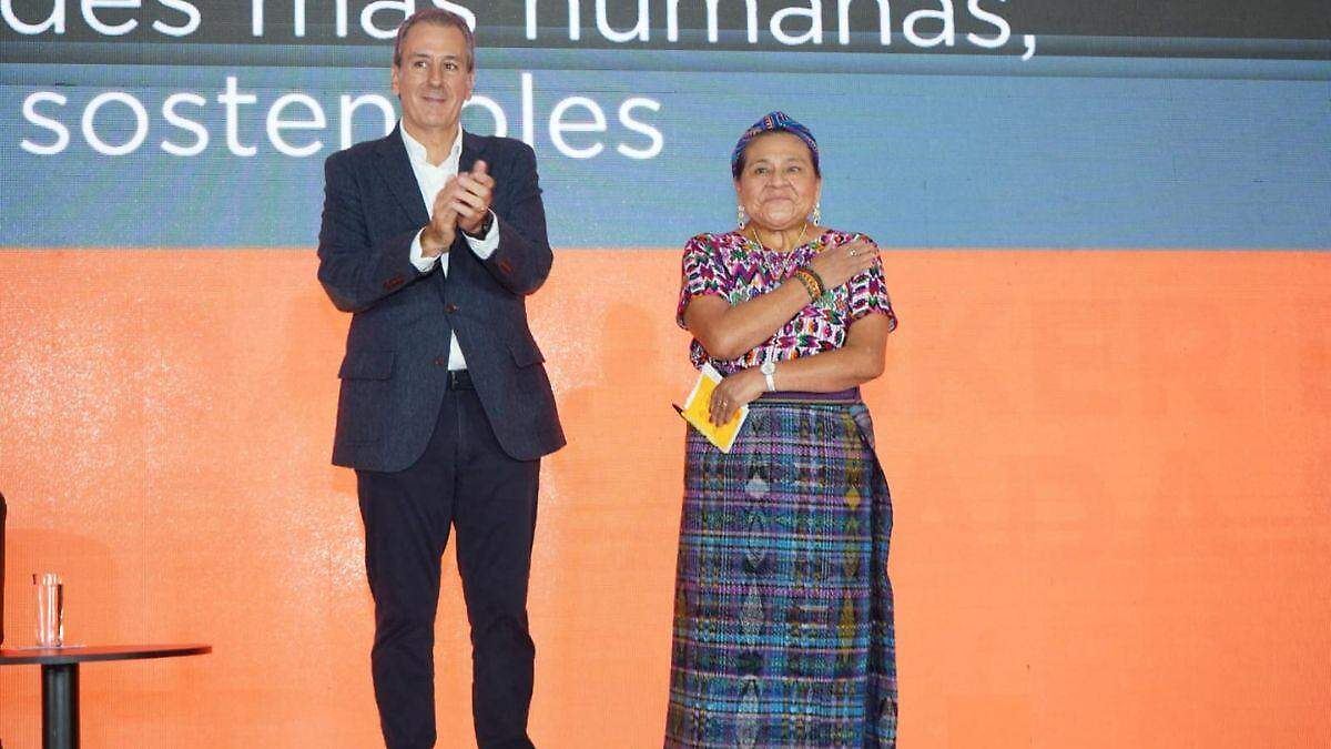 MENCHÚ EXIGE CIUDADES INTELIGENTES PARA LA GENTE