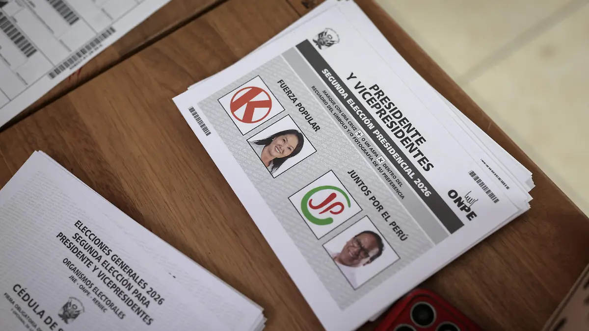 AFP__20260607__B6A888X__v1__HighRes__PeruElectionRunoffVote