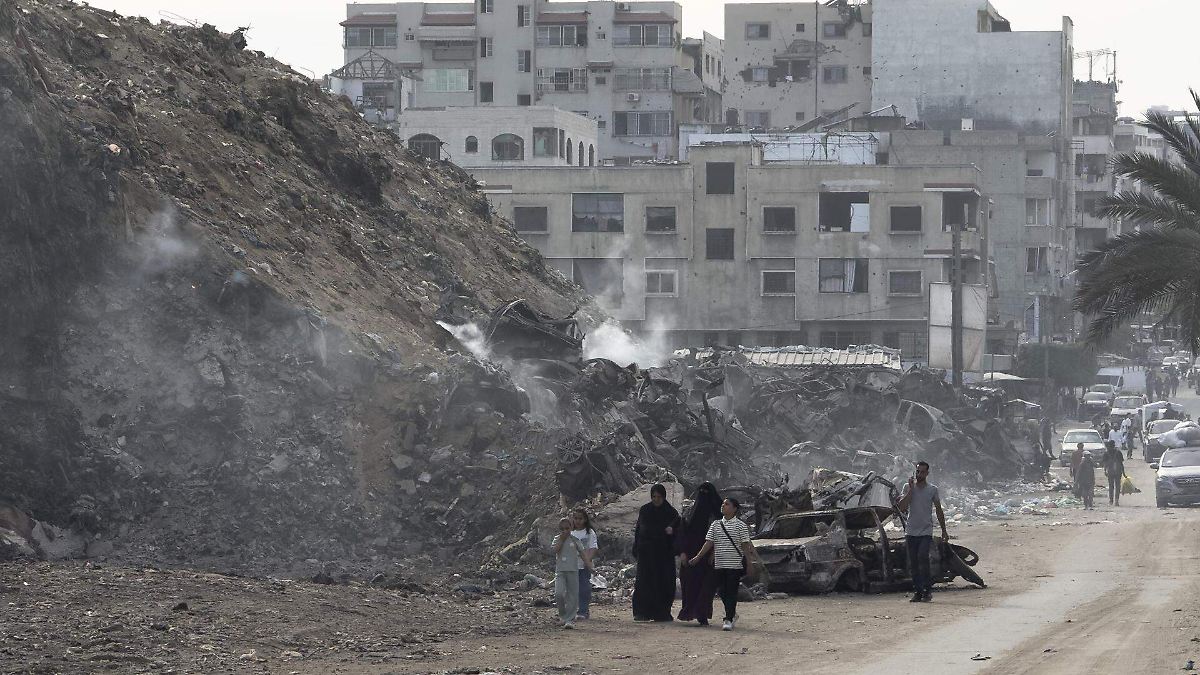 ISRAEL BLOQUEA GAZA TRAS ATAQUE IRANÍ