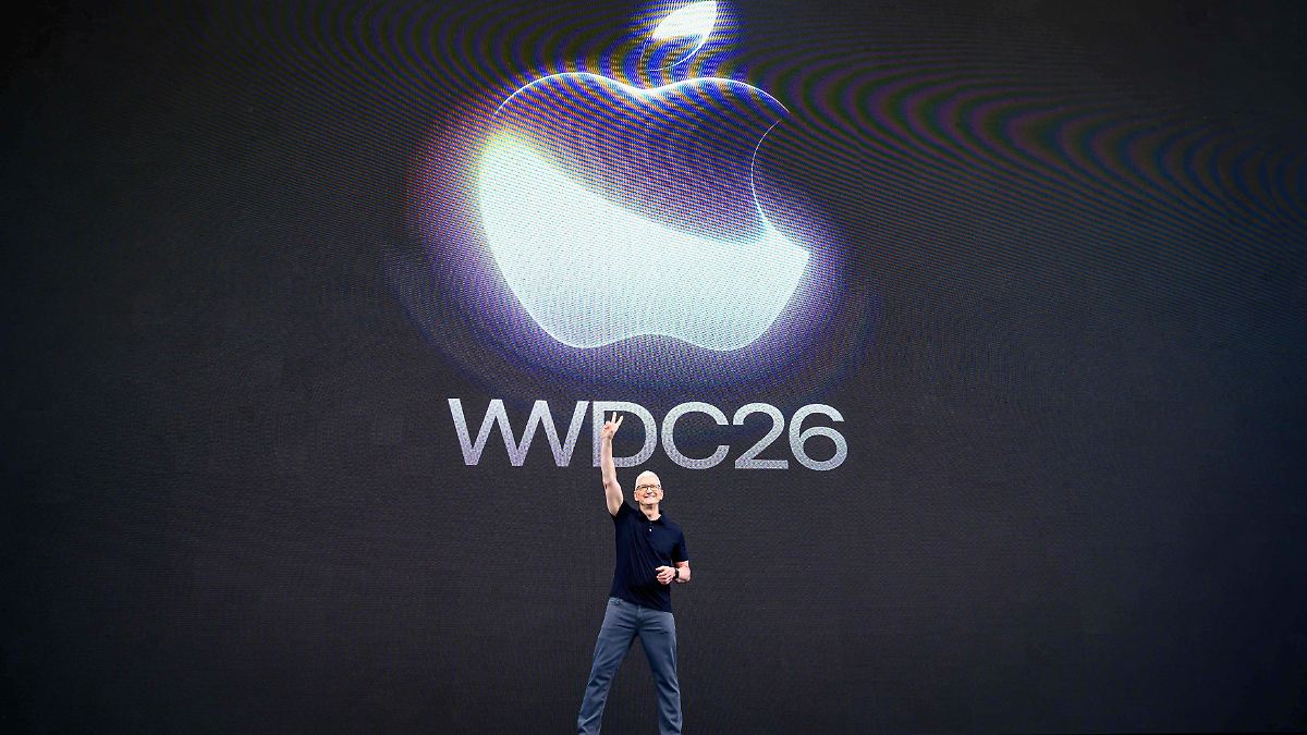 APPLE DESATA GUERRA CONTRA IA: ¡SIRI SE REINVENTA CON GOOGLE!