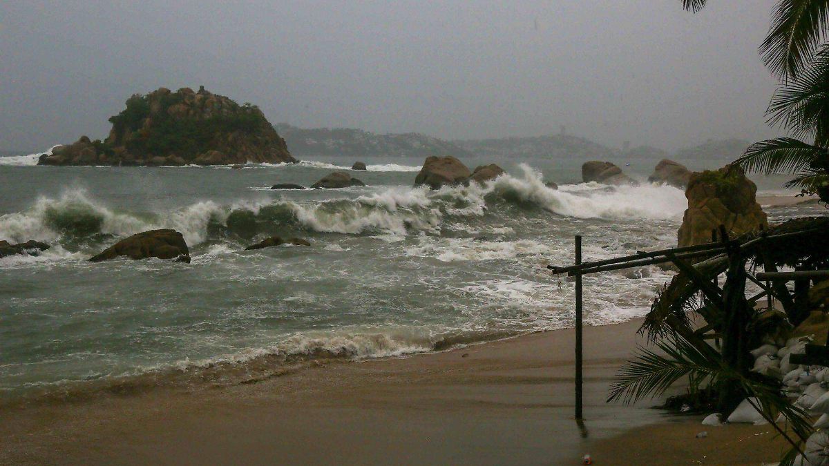 ¡ALERTA MÁXIMA! TORMENTA CRISTINA AMENAZA COSTA DEL PACÍFICO