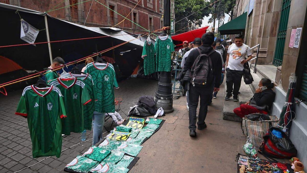 CAOS EN EL CENTRO: PIRATERÍA IMPUNE A LA SOMBRA DE LA FIFA