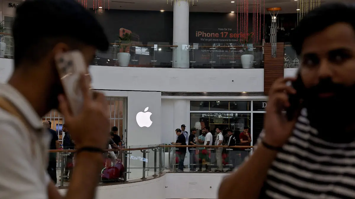 2026-05-18T062924Z_1046651047_RC2QUGATWK2B_RTRMADP_3_APPLE-INDIA-ANTITRUST