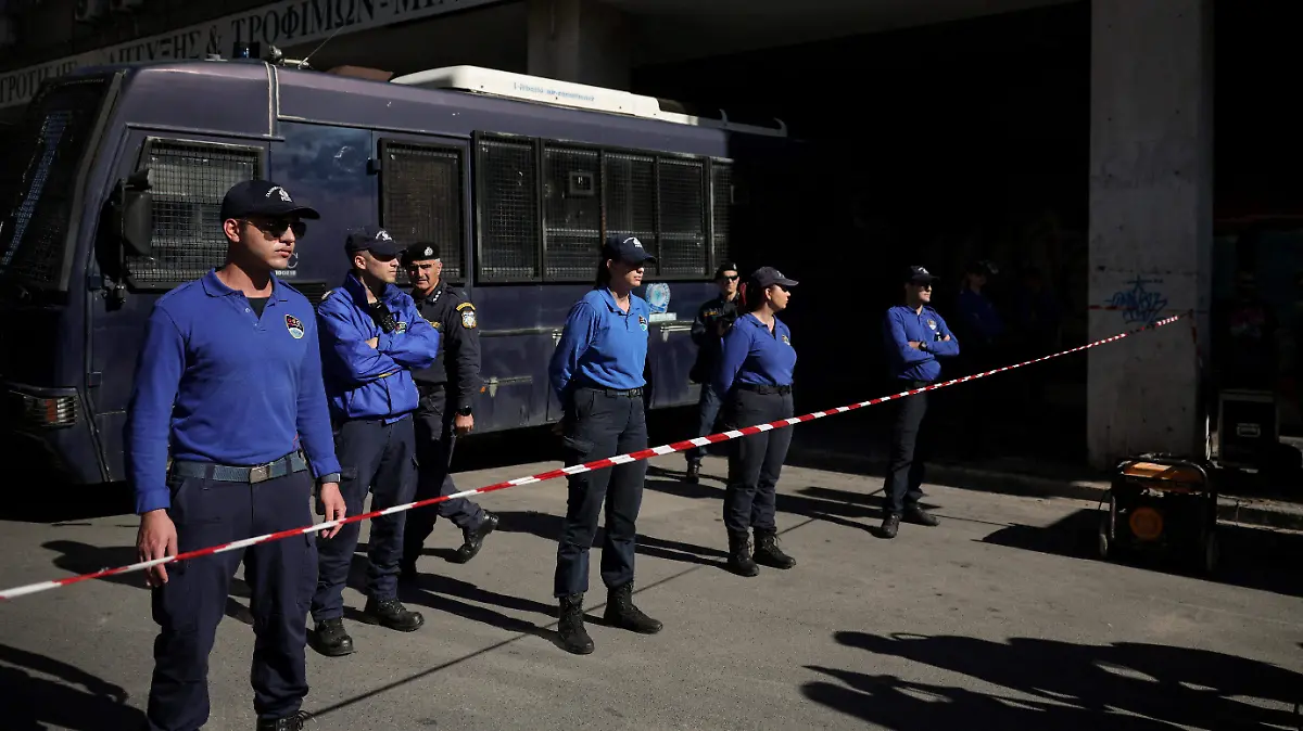 2026-05-25T092507Z_462206413_RC2AUHAE6L4G_RTRMADP_3_GREECE-ARRESTS-FARM-FRAUD