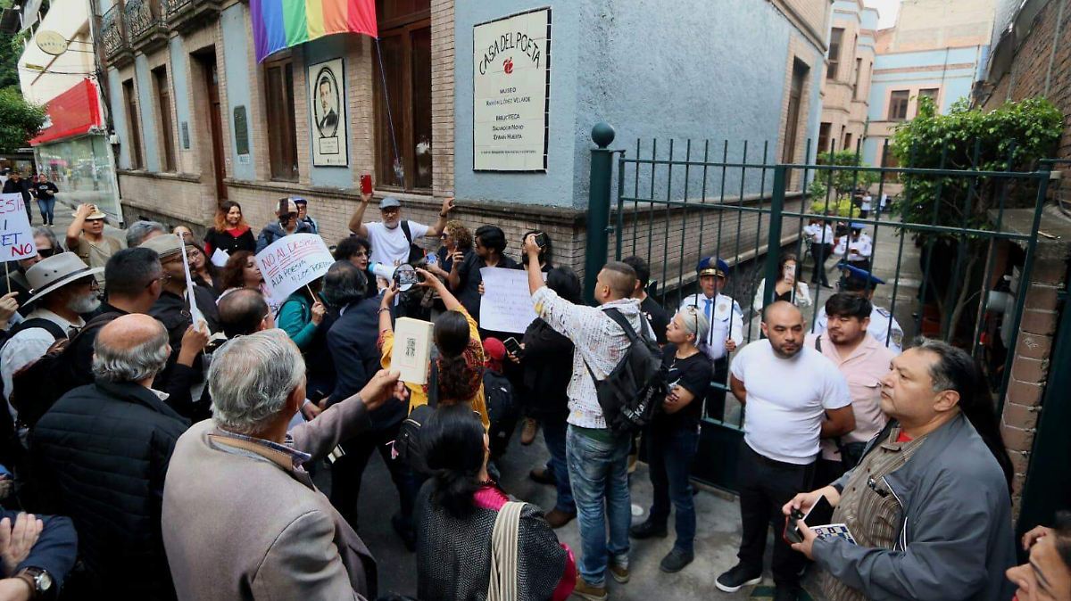 CULTURA EN CAOS: EXIGEN FUERA A DIRECTOR DE CASA DEL POETA
