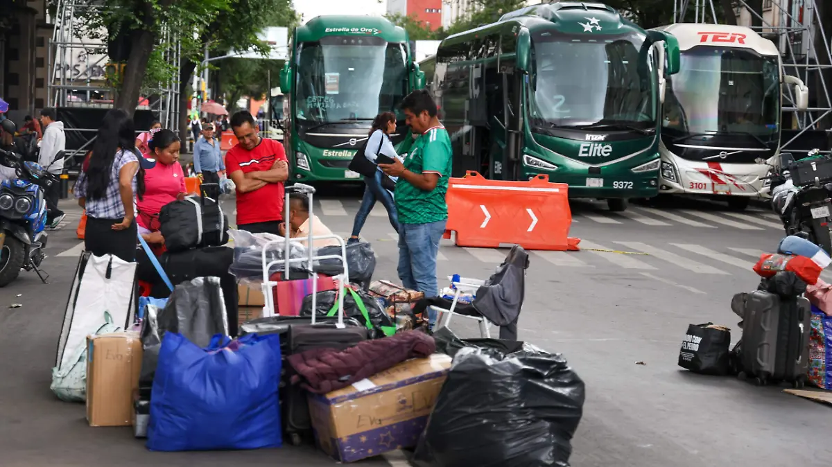 _Se retira plantón de la CNTE -38