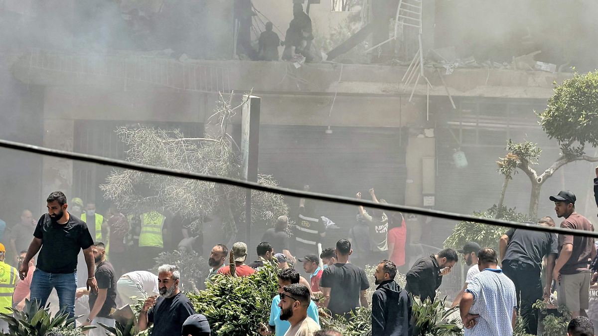ISRAEL DESATA CAOS EN BEIRUT
