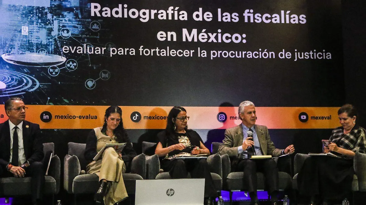 1086050_Radiofrafia de Fiscalias Foro_web