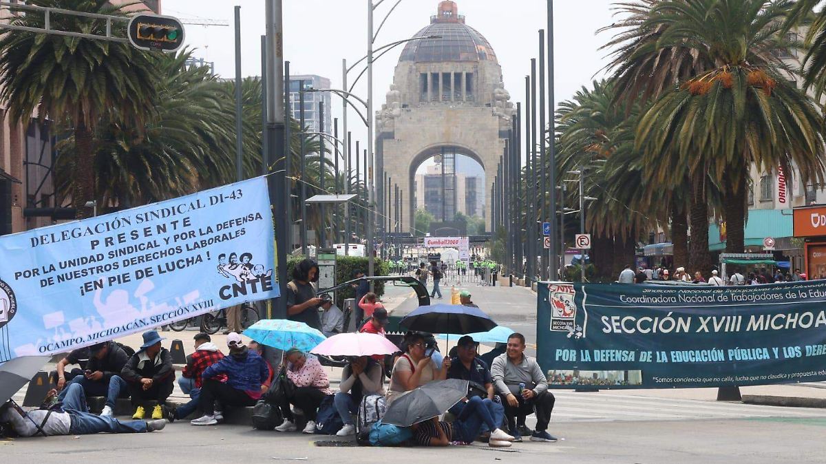 CNTE TOMA REFORMA: OTRA VEZ CAOS VIAL POR EXIGENCIAS MAGISTERIALES