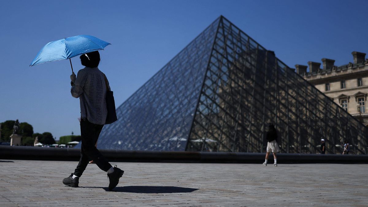 ¡EL LOUVRE AL LÍMITE!
