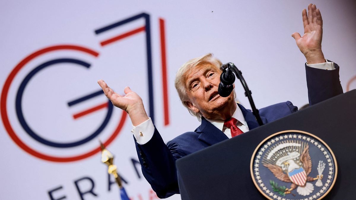 ¡TRUMP SE BURLA DE MÉXICO! "CÁRTELES MANDAN"