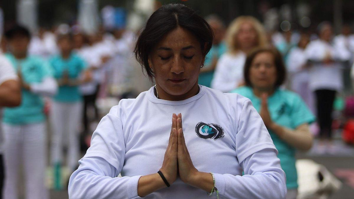 YOGA MASIVO GRATIS EN CDMX